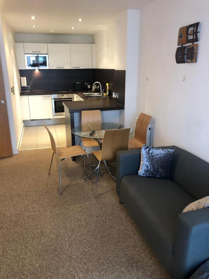 Lovely Serviced Apartment 2Min 2 City Center Manchester Luaran gambar